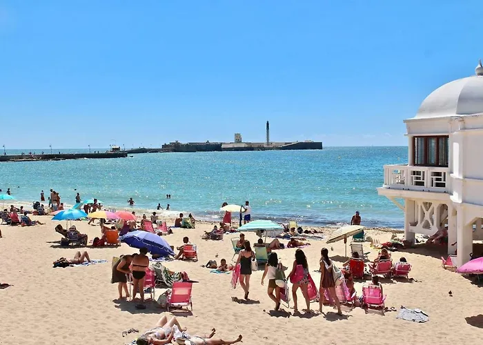 Patio Junto A La Playa * Cadiz